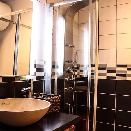 Le Moderne - Centre Apartment *